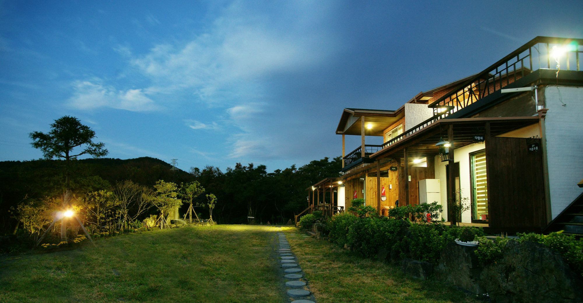 Gotjawal Geomunoreum Pension Jeju by Eksteriør bilde