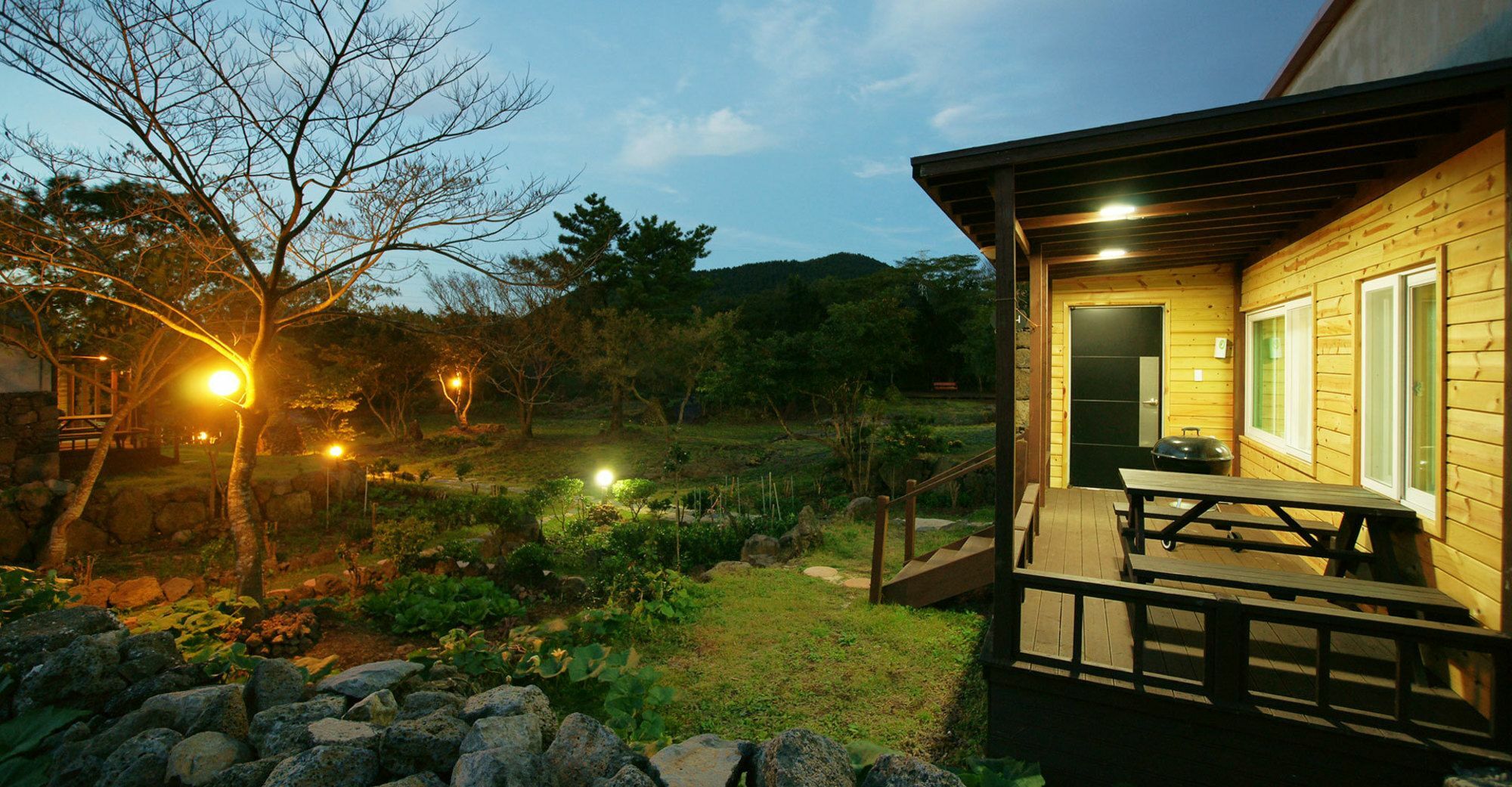Gotjawal Geomunoreum Pension Jeju by Eksteriør bilde