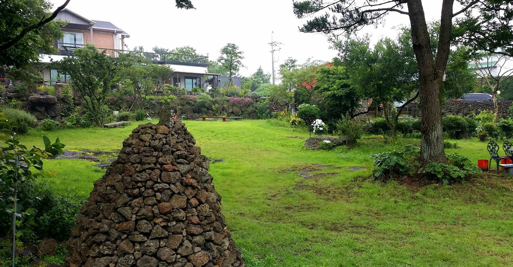 Gotjawal Geomunoreum Pension Jeju by Eksteriør bilde